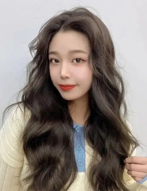 慵懒法式氛围感卷发平凉烫发蛋卷烫法式烫木马卷水波纹烫发慵懒复古