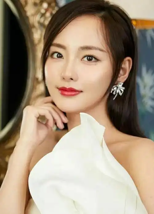 唯美图片张嘉倪