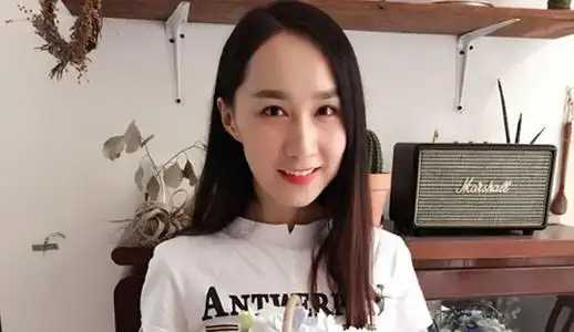 雷佳音隐藏了9年的老婆,竟然是我们的童年女神,不可思议?