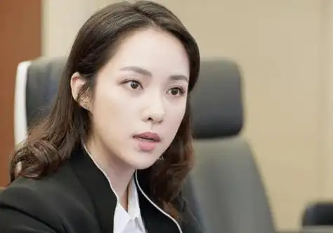 重温超级女声阳蕾,曾推出汶川大地震救灾歌曲《爱,勇气》,她的才华