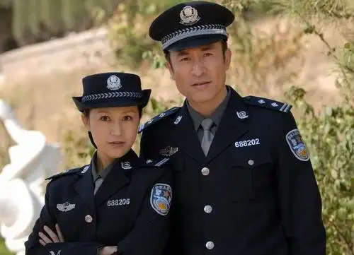 子夜剧场 06月08日-06月24日00:10(每天两集)       主演:鲍蕾,肖荣生