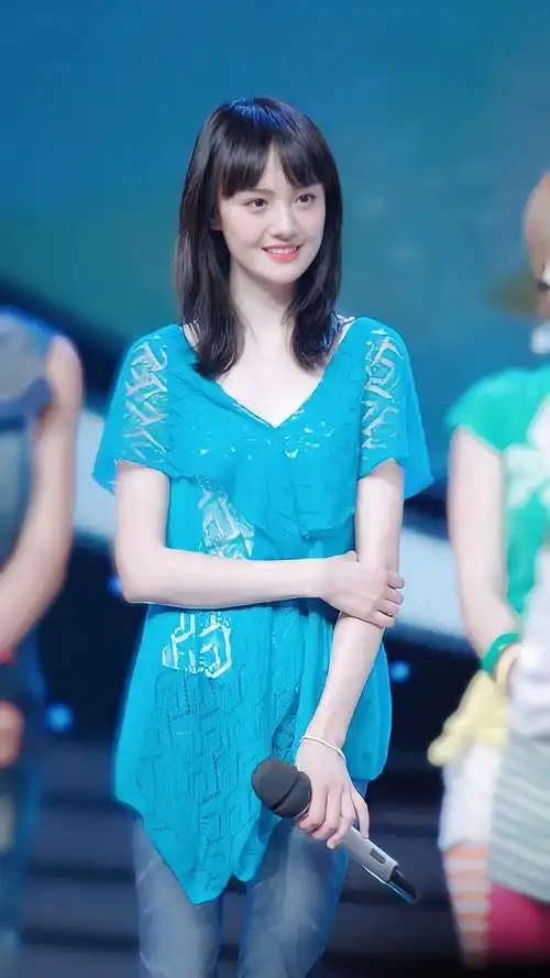 氧气美女郑爽照片136