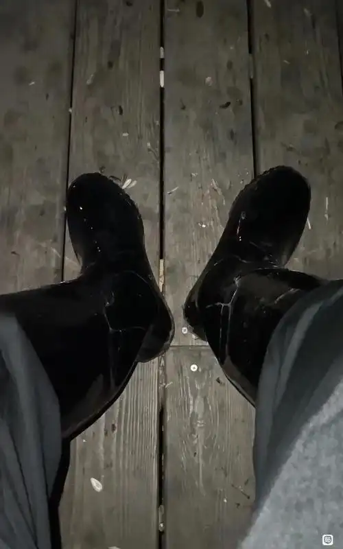 高筒雨靴吧-百度贴吧--雨鞋,皮鞋,锦纶袜--因为已有一个同类吧,再且不