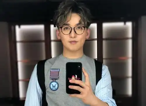 跑男总导演有多帅看到他的生活照后直接出道都没问题