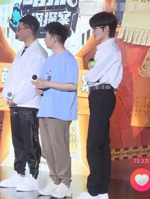 宋亚轩个人资料身高(180宋亚轩与173杨迪同框) - 散下步