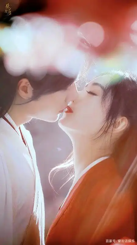 赵丽颖王一博花瓣吻,互动太甜啦,赵丽颖的cp感到底有多强!