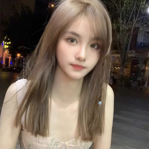 金棕色假发女夏长直发圆脸网红哑光逼真中长发齐肩锁骨空气薄刘海