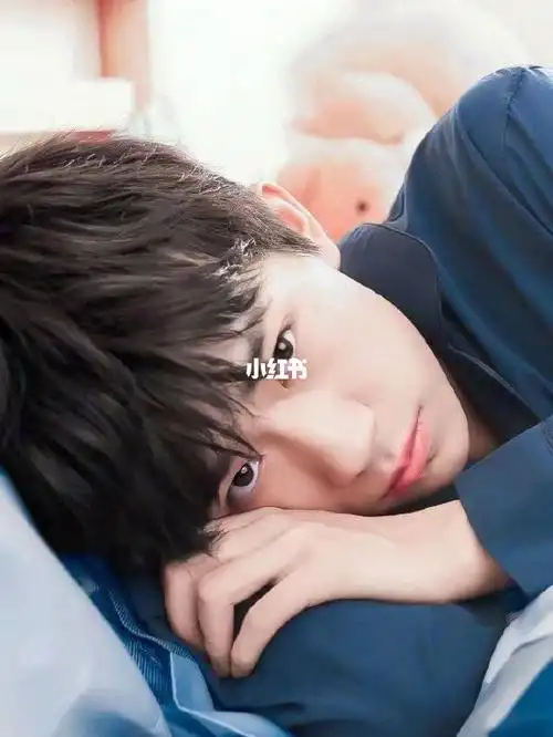 易烊千玺女友视角图①