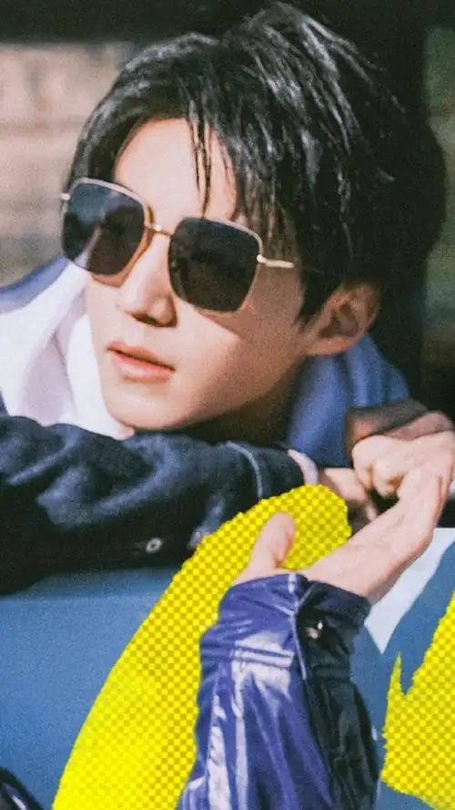 王俊凯恰好是少年