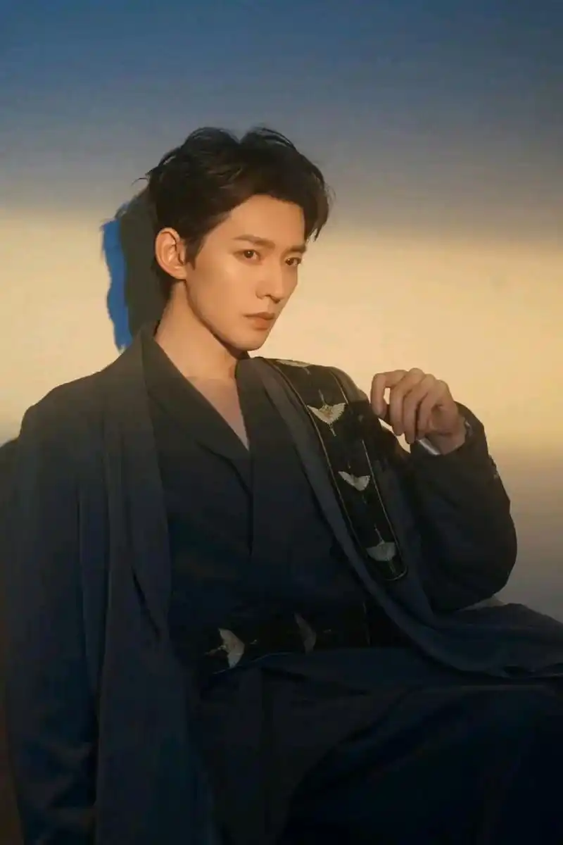 娱乐圈最近新火起来的这个男明星,邓为,真的好帅啊!