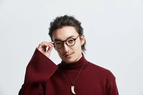 谭维维前男友唱的玫瑰是哪一期_亚森_音乐剧_内地