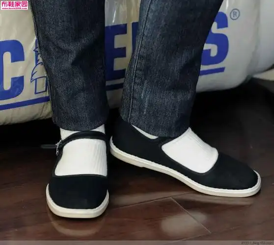 【布鞋情怀】爱穿布鞋的小媳妇(153p)