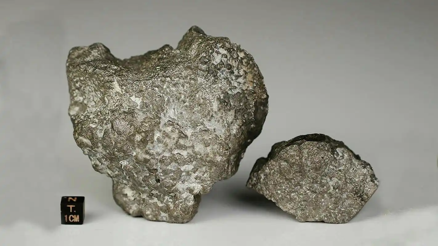 世界上最贵的石头,每克2700万美元!