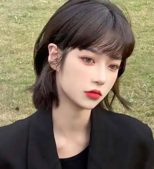 全网最美"酷盖短发"_妹子