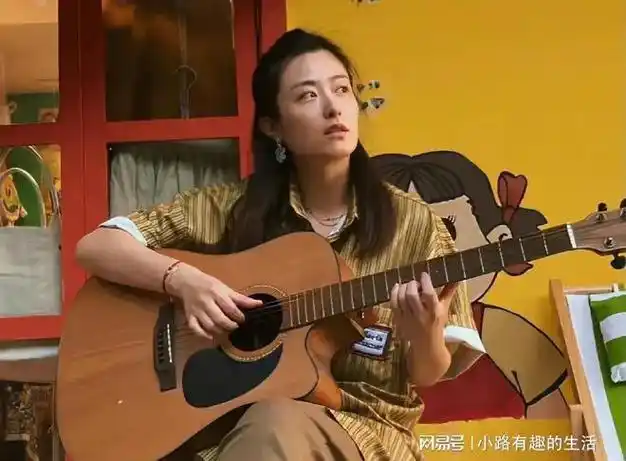 徐百慧:出道19年不瘟不火,40岁未婚,父亲是她婚姻