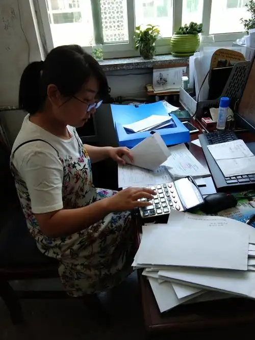 财务科工作照片