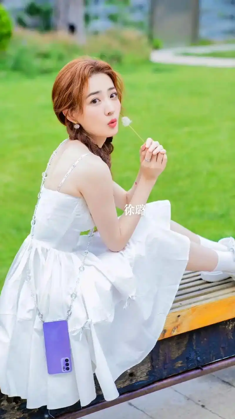 徐璐 #女神 #大长腿 #高跟鞋 #这谁顶得住啊 - 抖音