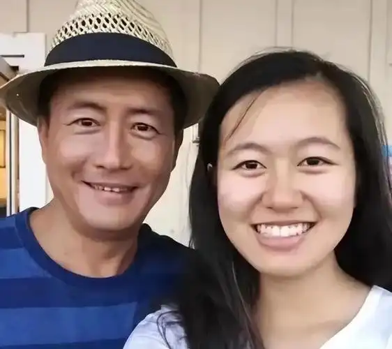 高曙光与江珊离婚20年:他52岁再做父亲,她带女儿嫁田小洁获幸福