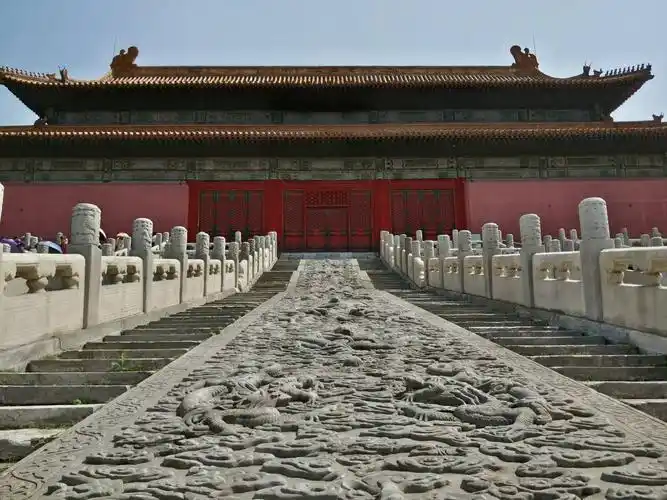 紫荆城总算亲眼见识到了!