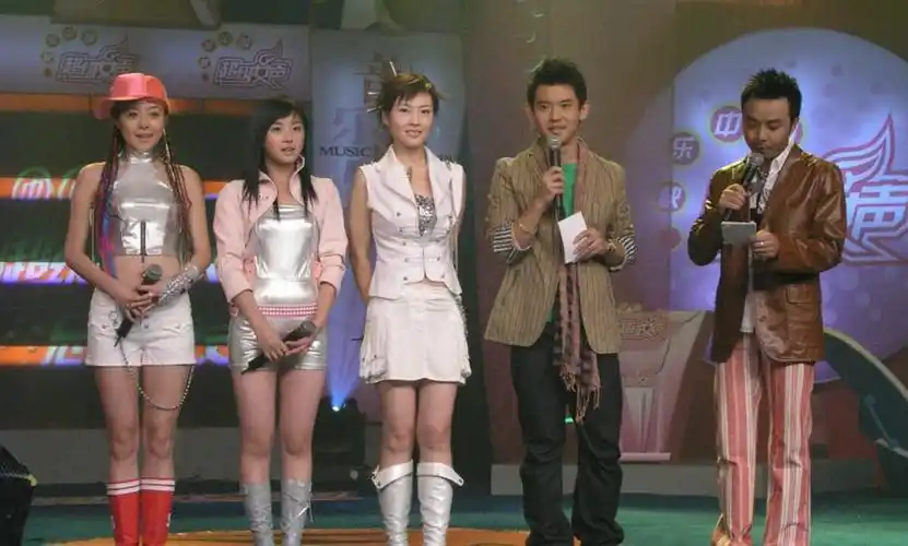 那是一个非主流的时代.2006年超级女声,尚显青涩的尚雯婕,谭维维,刘