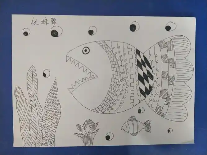 蓝天幼儿园常规技能展示《线条画》