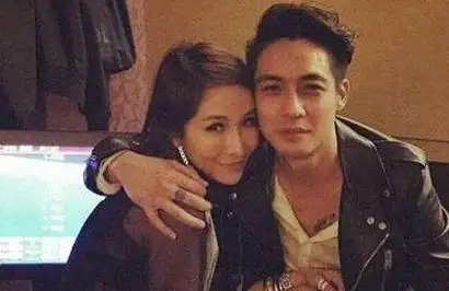 萧亚轩直播接吻,曾谈过17个男友:有一种女人,只会越活越有魅力|恋爱