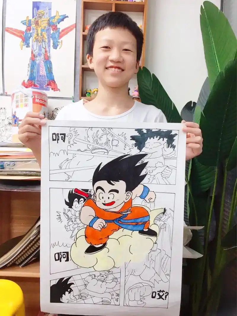 10～12岁 动漫人物抄绘 这张是结课大作业,去年是画了变形金刚,今年画