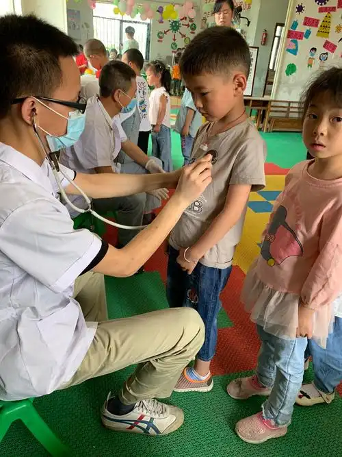 紫阳镇卫生院开展"六一体检"守护儿童健康