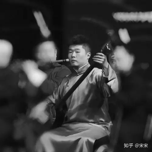 人间甜饼  三弦国国王  黑白图大佬  周九良!