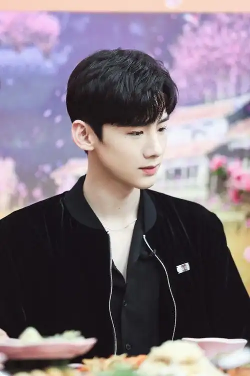 白敬亭八零九零##白敬亭过三爽