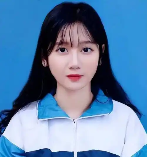 女大学生"毁容式"证件照火了,看到最后一张,忍不住笑出猪叫_能力_时候