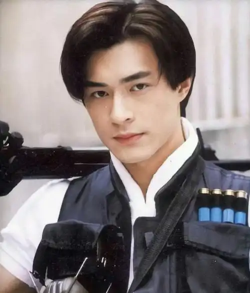 回顾:事实证明,当遇到"真正的帅哥",即便是女明星也会犯花痴