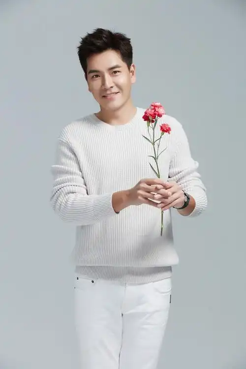 可米小子王传一强大背景岳母曝光身为广告明星光环不输女婿