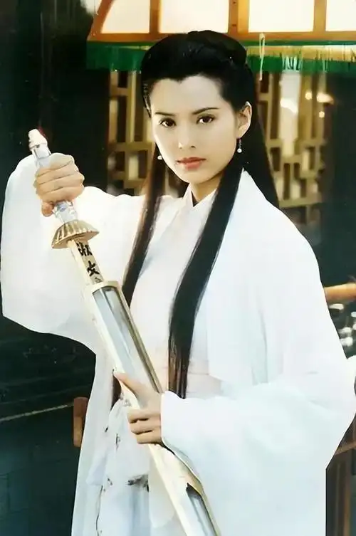 回顾tvb的七大古装美人何美钿小家碧玉赵雅芝大气李若彤封神