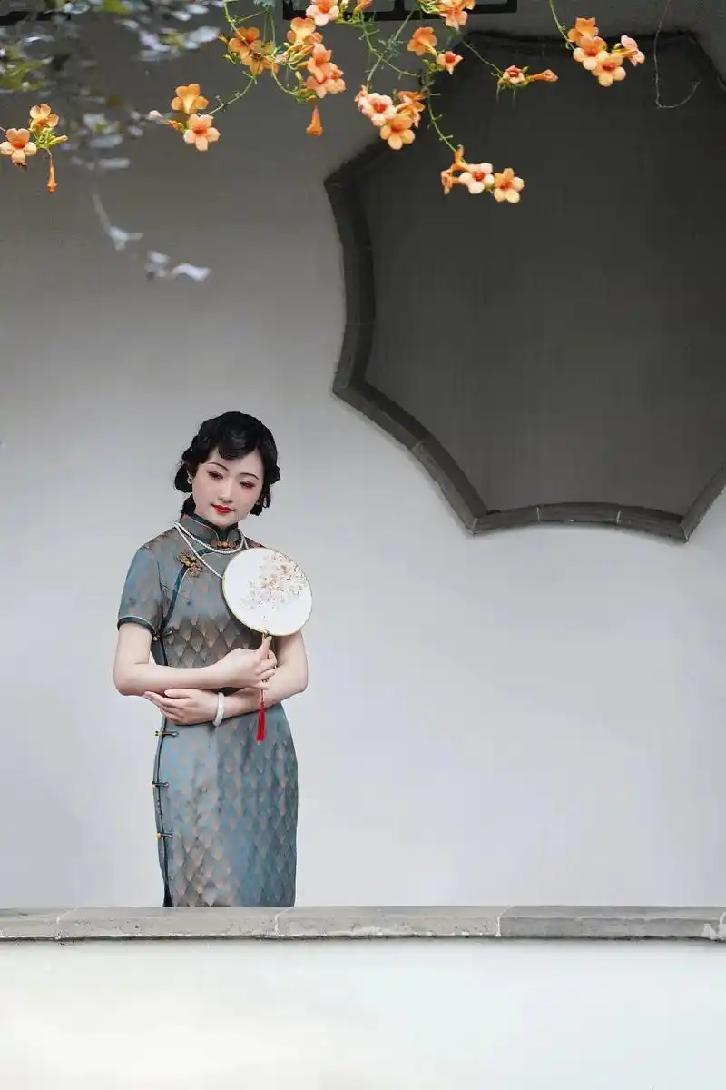 民国复古手推波 旗袍.看民国剧的时候就很心动剧里的造型,觉得 - 抖音