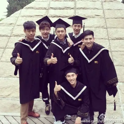 北影12级毕业!俊男美女私照pk谁能红