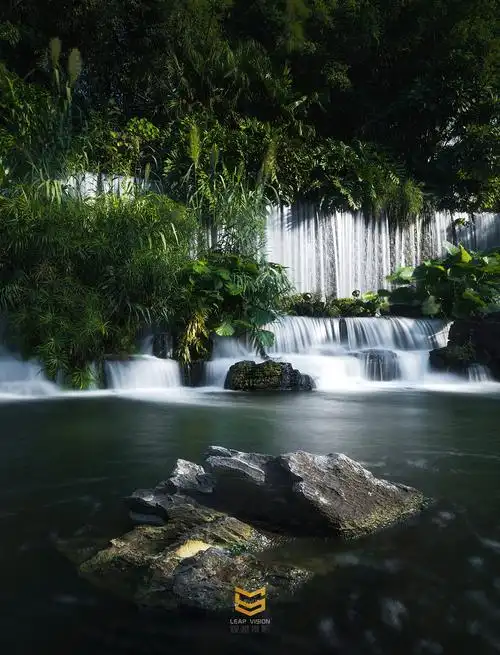 广州越秀区麓湖公园瀑布景观_视越摄影小样-站酷zcool