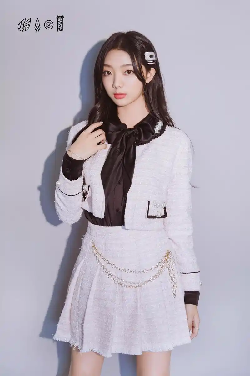 「迎风而立 大势回归」 火箭少女101成团一周年, 白驹过隙,时光如梭