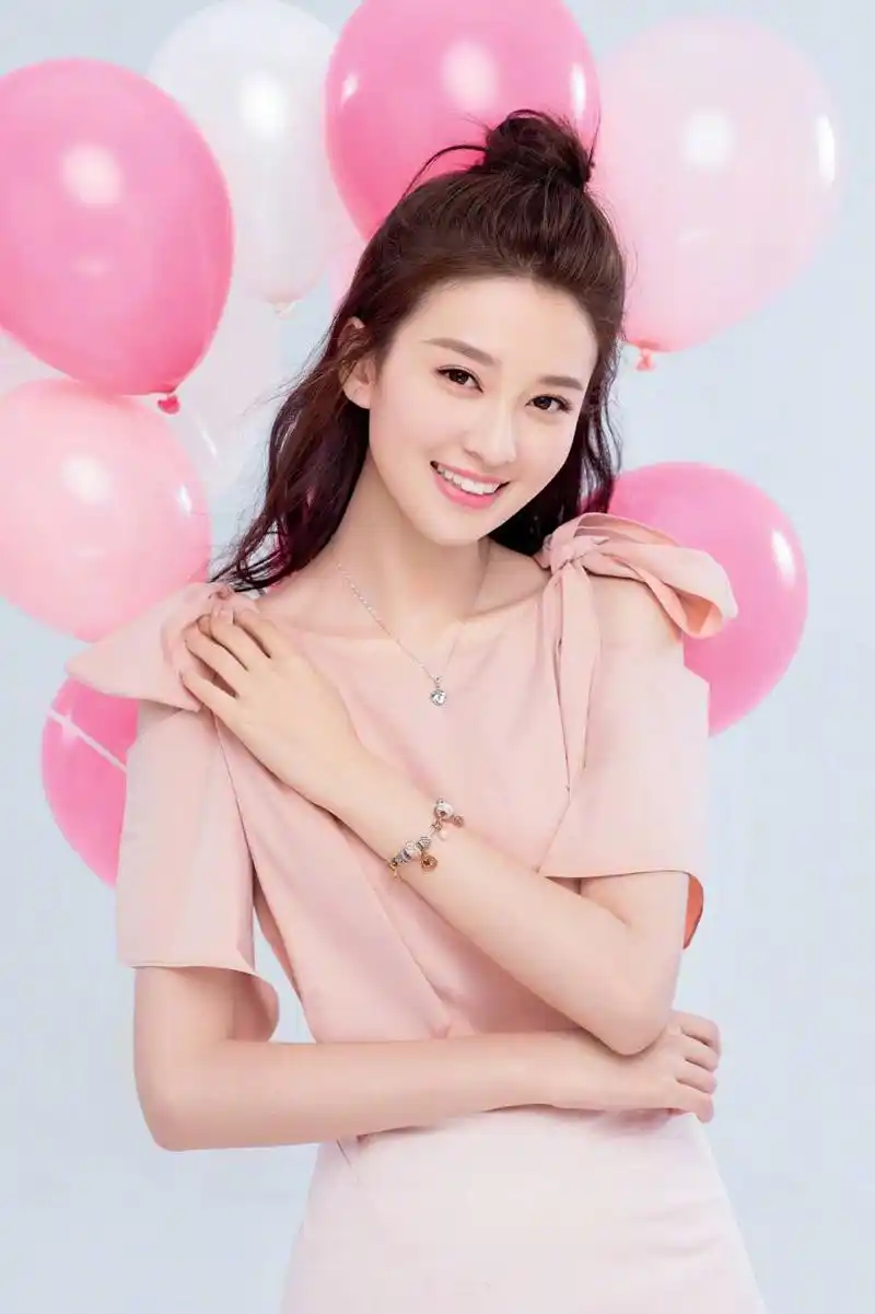 乔欣甜美俏皮粉嫩养眼写真图片45