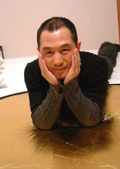 歌手高枫为什么弄那个不吉利恐怖的专辑封面 高枫章子怡好过铁证