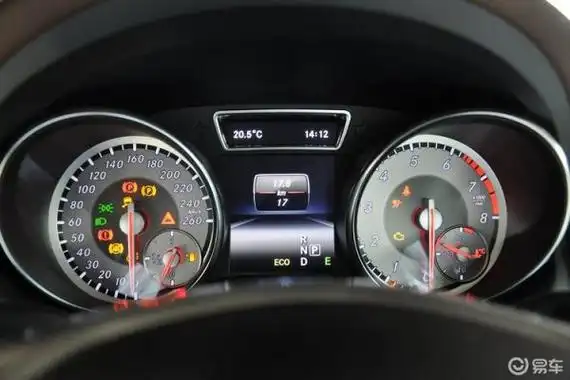 奔驰cla200仪表盘说明奔驰cla200仪表盘图解