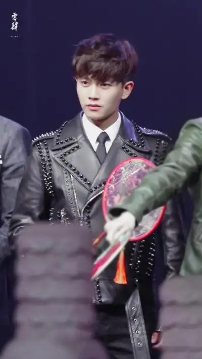 任嘉伦大唐荣耀.