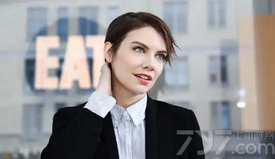 《行尸走肉》格伦女友玛姬拍超美写真 网友为何伤心!