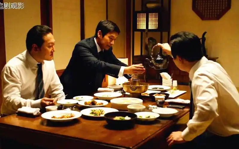 饿的时候别看第56弹韩国人请客吃饭菜花式真多好几十个盘呀不知道味道