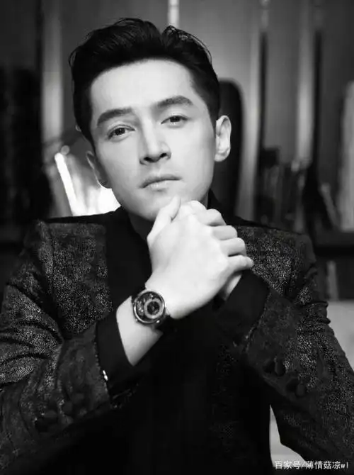 胡歌最帅西装秀,这样的老胡你喜欢吗?