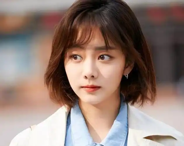 谭松韵个人资料简介谭松韵甄嬛传年龄