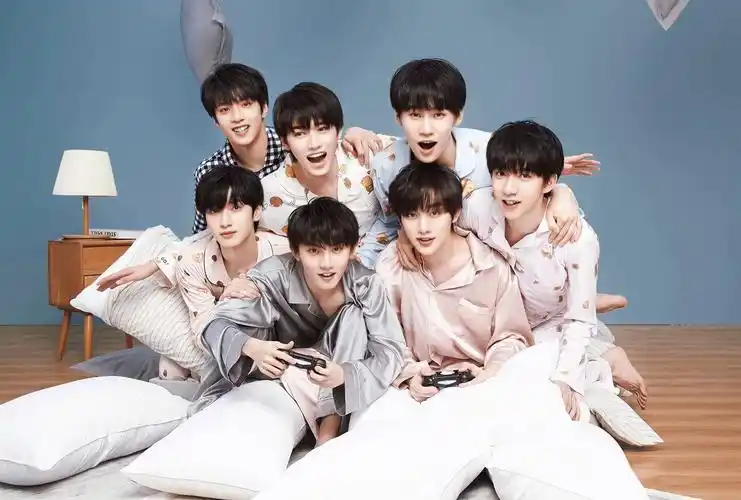 有无时代少年团可以做壁纸的小众神图