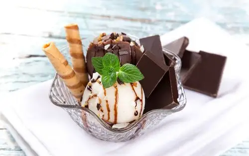 巧克力,冰淇淋球,甜点 iphone 壁纸