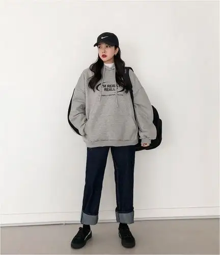 2019年最潮的时尚单品穿搭 基本款穿出高街style