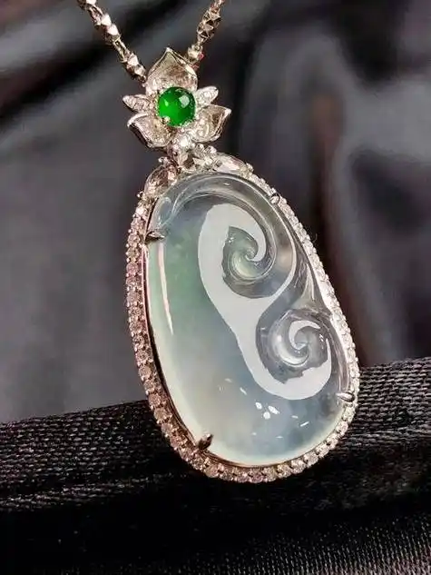 女生带什么玉坠有什么讲究,女士佩戴什么玉吊坠好_女性_玉石_传统